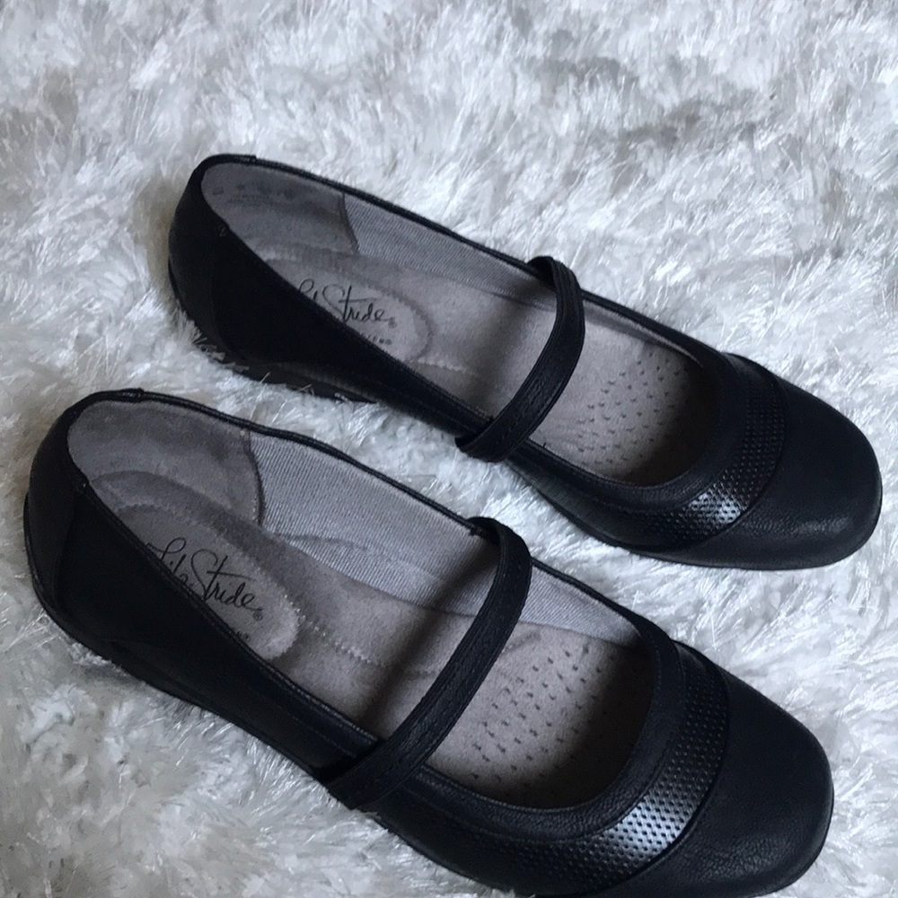 Life Stride working flats 🖤